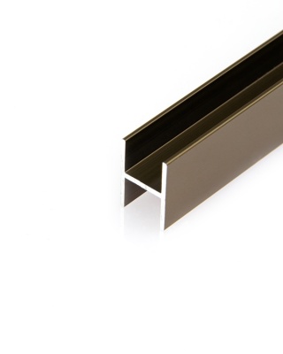 8.ПАРТНЕР Профиль межсекционный без самореза, Шампань глянец (5,8м)